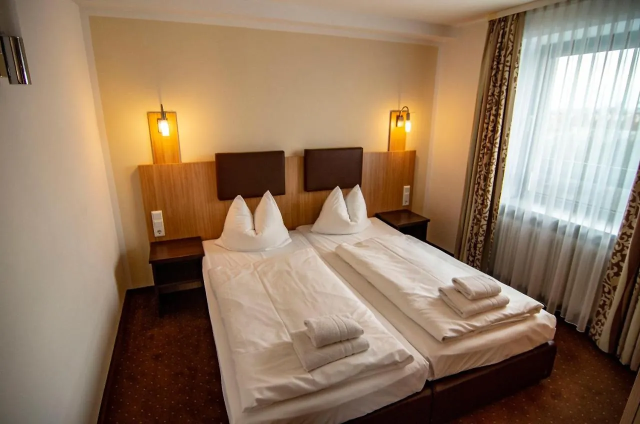 Ausbildungshotel St. Theresia Monaco di Baviera 2*,  Germania